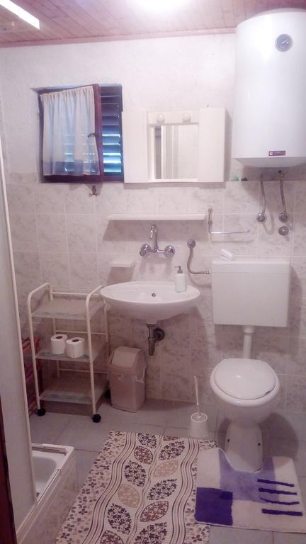 Guesthouse Filepi Senj  Bagian luar foto